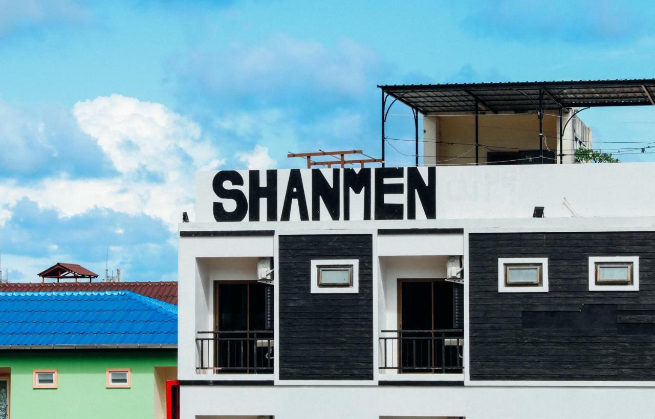 Shanmen Art House Phuket Patong Exterior foto